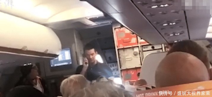 机长迟到客机延误，“乘客”上阵将飞机开走，网友硬核自驾游！