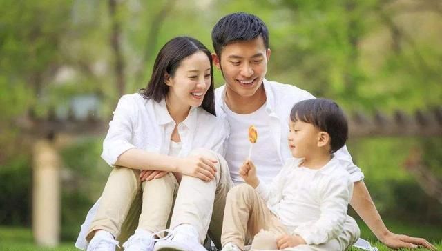  「作祟」3-4岁孩子经常发倔脾气？这是他们自我意识在作祟，您该这么做