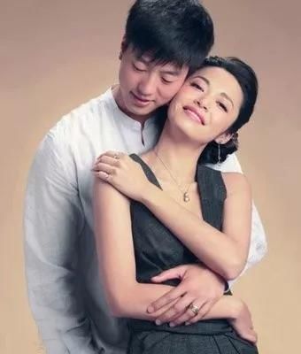 姚晨发文唐一菲