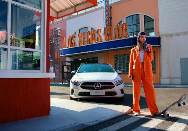  [车型]三叉星辉+纯进口+19.78万 网友：奔驰原来也不贵