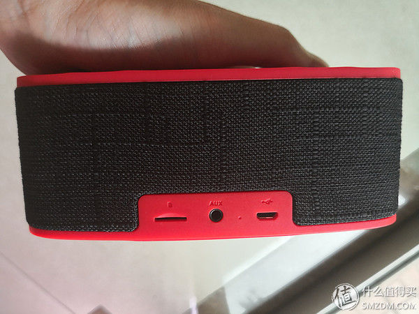摩米士蓝牙音箱QS1R开箱及使用心得