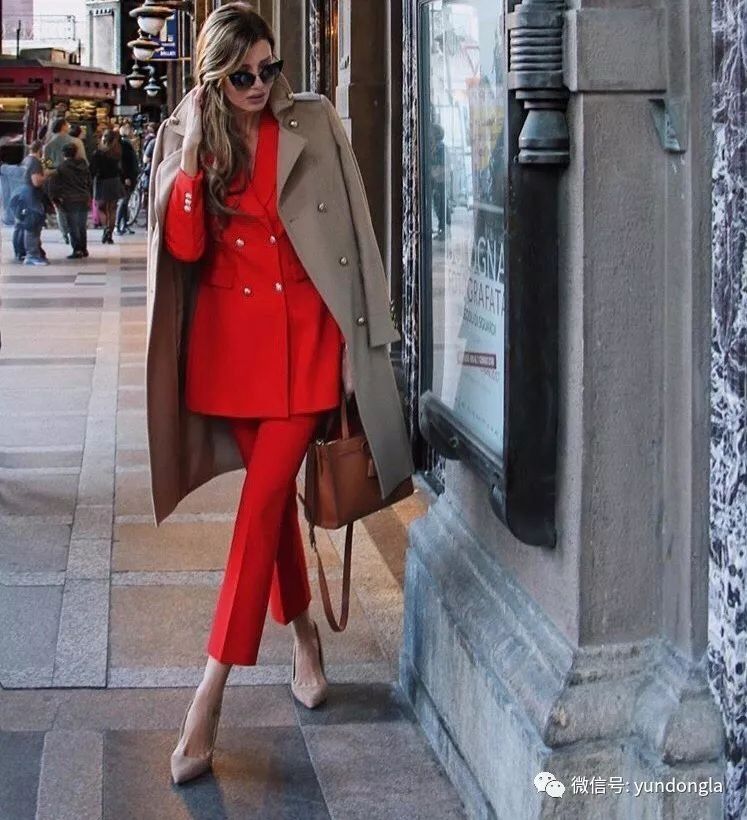 50岁奶奶，20岁身材:长期坚持健身的人，年轻到可怕!