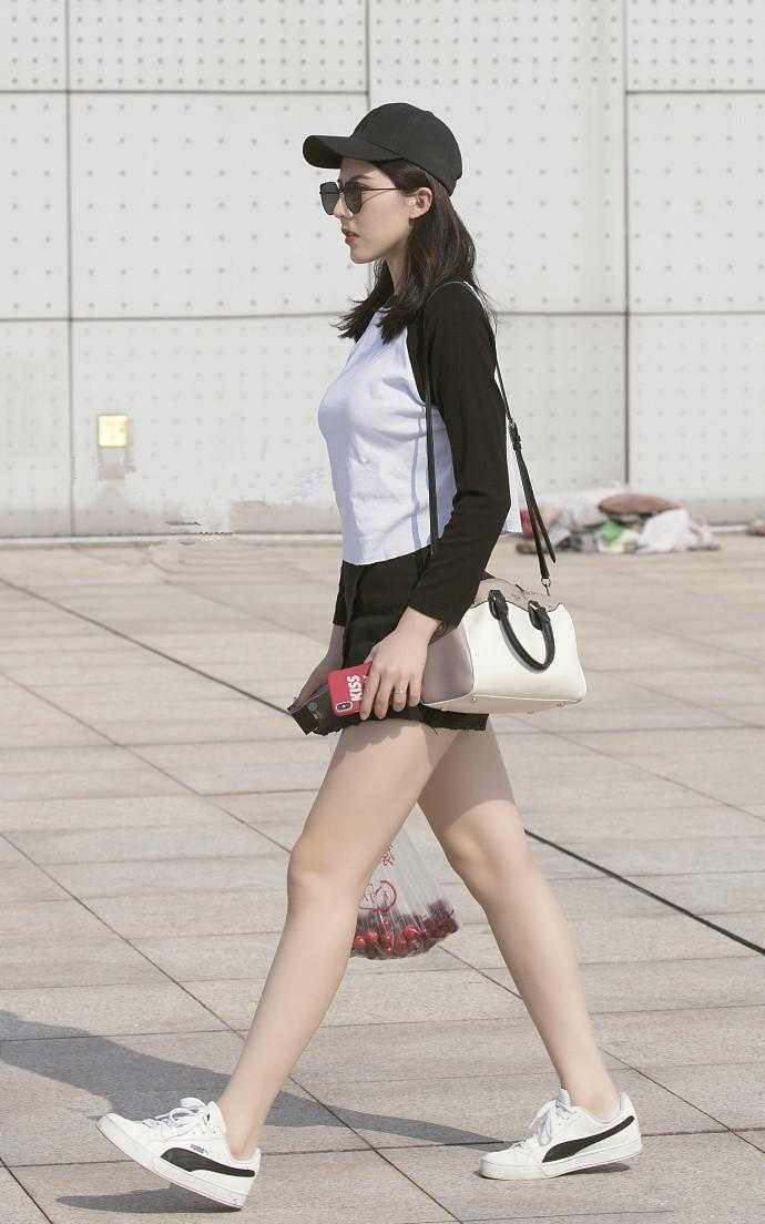 重庆街拍, 适宜的搭配彰显成熟女人味