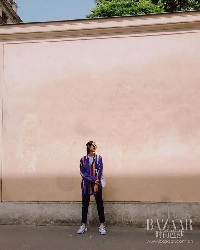 不骗你，刘雯衣橱里可能有180条牛仔裤!