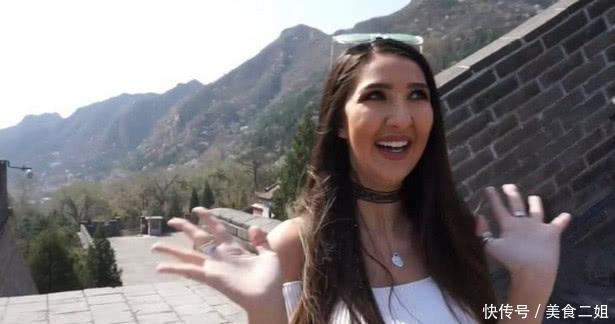 印度美女来中国旅游：爬长城呼被骗了，中国人得知原因后笑出声