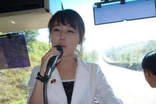 导游到饭点偷偷走开,有何猫腻?了解后驴友:值得尊重!