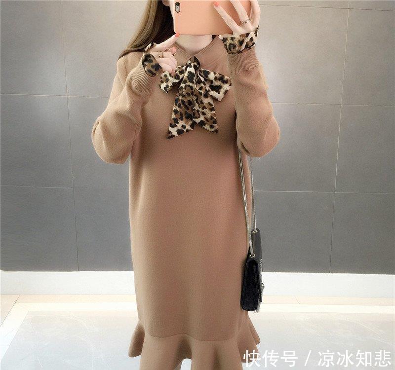 『衣裙』逛街这样穿:毛衣裙 羽绒服!洋气保暖不显臃肿,迷倒一片