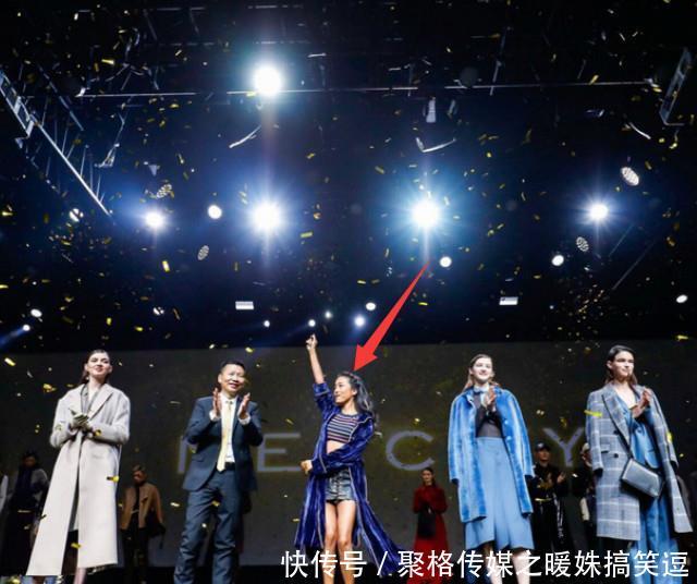 吉克隽逸一身独特的麦色皮肤再加上着装完全是一个性感的尤物