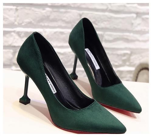 细跟高跟鞋，快来看看吧，由你喜欢的吗