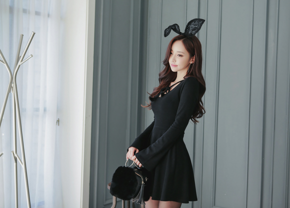 女神孙允珠，圣诞白兔精灵治愈甜美小洋装