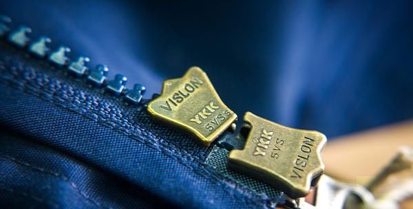 最让女人着迷男人味儿就是他身上穿了至少三