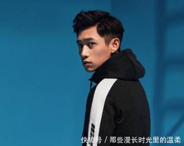  [出生于甘肃]他是女生都想嫁的男人，被称为行走的衣架子，外形俊俏十足