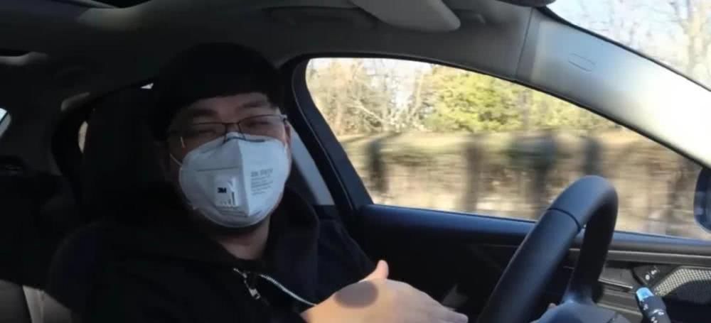  『豪车』年轻人买得起的豪车！皇室专用品牌，配2.0T引擎，品质不输宝马