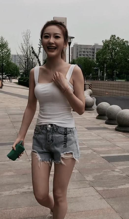 水灵|小姐姐水灵秀气,优雅又显魅力,就是这么的有魅力!