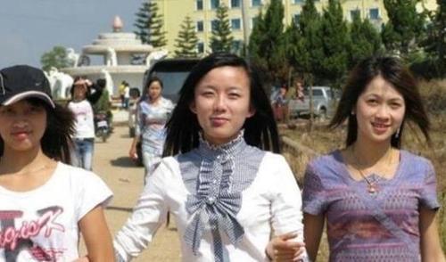 这个地方美女如云，当地女孩讲中文写汉字，希望嫁到中国