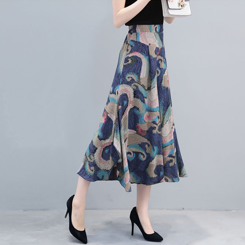 萝卜裤早过时了，丑!新出炉的“阔腿裤”，时髦洋气，显瘦超减龄