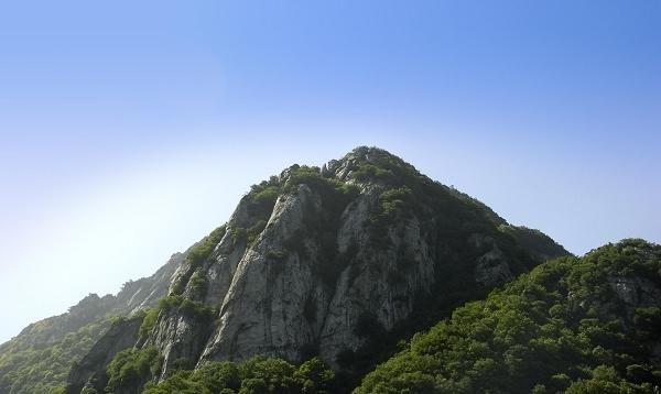 秦岭七十二峪有个“金顶武当太兴山” 一起看看到底能否媲美武当