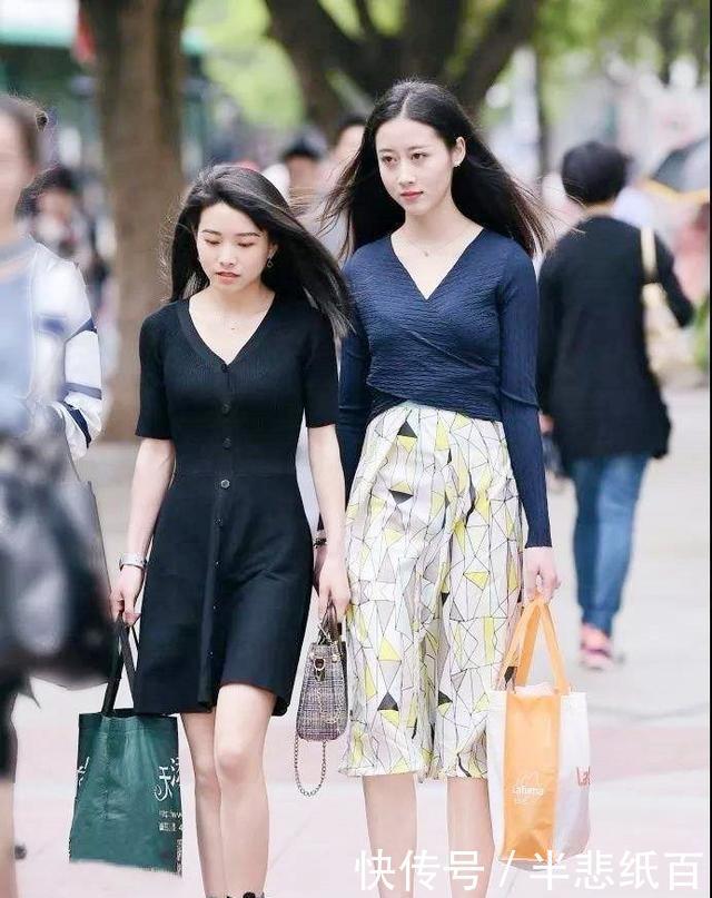 清纯:笑起来清纯可人,美丽冻人,街拍:白色吊带+黑色高腰短裤
