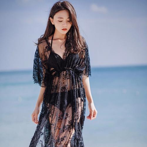 夏末！小姐姐放飞性感与妩媚！身材泳衣展现出迷人多姿的好身材！