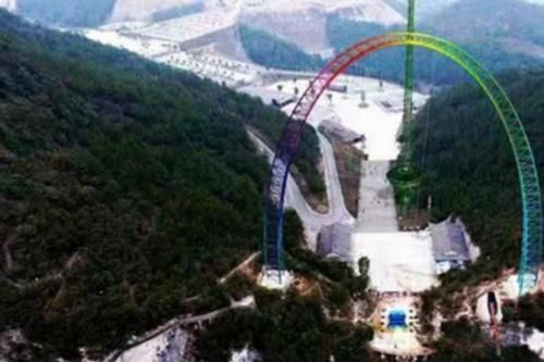 重庆第一大秋千，建在700米悬崖处，引无数游客前来围观