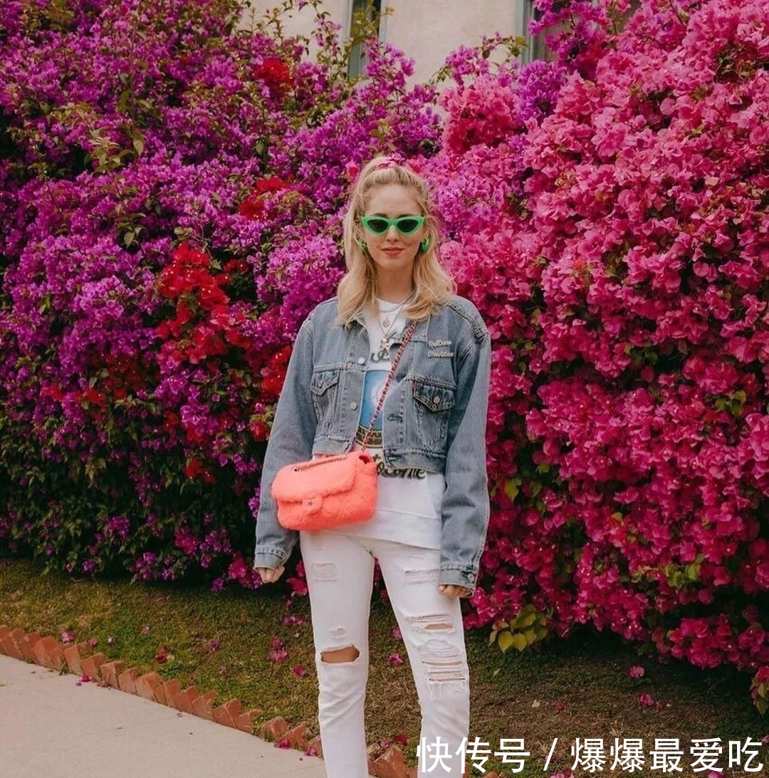 \＂i1\＂: \＂肉毒素瘦脸会肿吗\＂把卫衣穿出了100 套感觉，终于可以偷偷分享给你们了！
