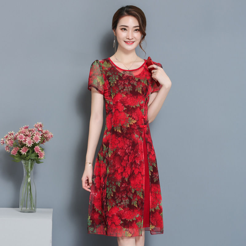 适合四十岁左右穿的连衣裙,太有气质,老公直呼要把前3款都买了