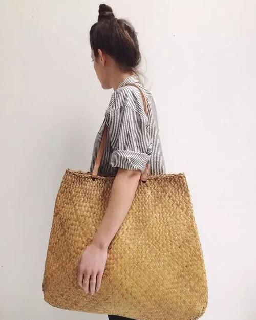  『不再』藤编、草编包不再是阿姨买菜的菜篮子了，我爱它到骨子里！