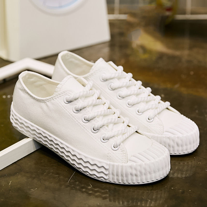 你非常需要这样的精致女鞋在秋季展示你的玉足，让你魅力十足呢