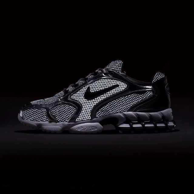  [Nike]Nike全新联名释出，隔壁Travis Scott馋哭了丨潮鞋上脚