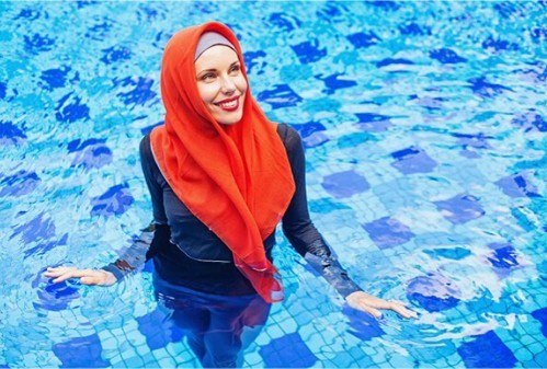 奇葩泳衣，当她们穿上后，你觉得怎么样？