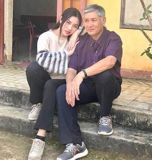 越南模特爱健身，塑造迷人臀围大长腿，事业蒸蒸日上！