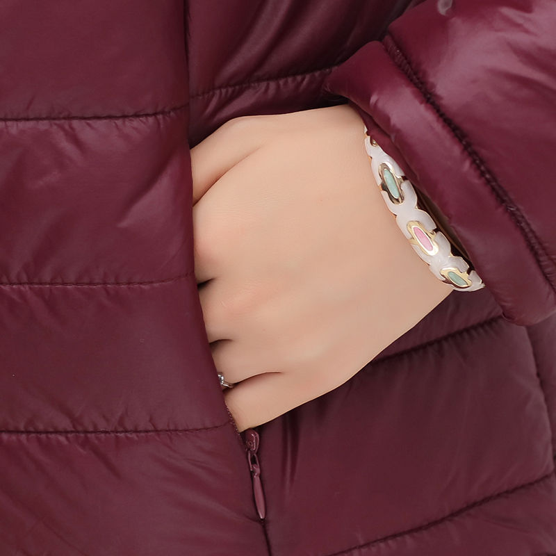 别再跟风买羽绒服，价格昂贵!今年流行这十款棉衣，时髦价格低