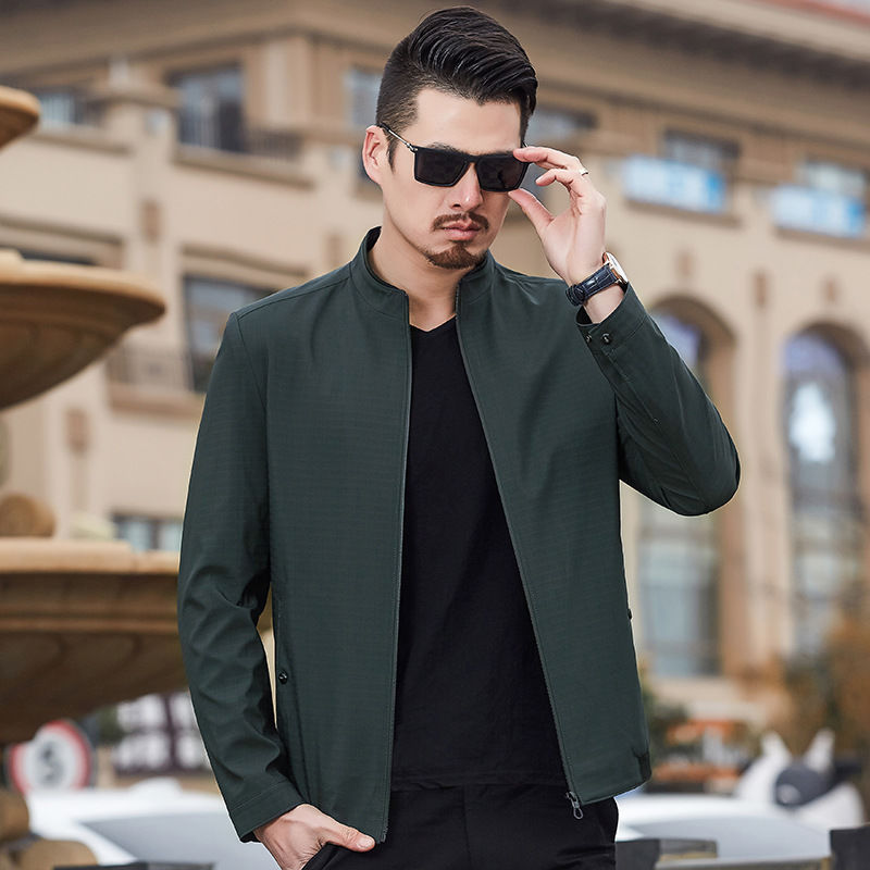 中秋穿正好的“精品夹克”又上新款，款款高档大气，帅到没有朋友