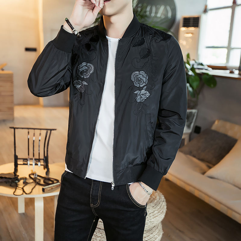 2018帅气男装来袭，减龄又时尚，谁穿谁体面