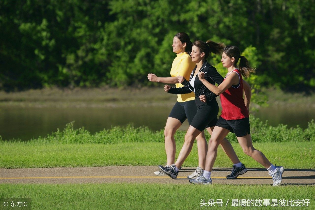 走路多久能变瘦?不要傻傻的靠节食了，记住这3点，走着就能瘦!