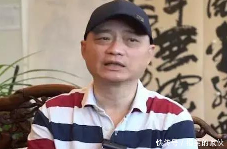 众官媒介入范冰冰“大小合同”事件，网友曝光李晨爷爷身份：没事