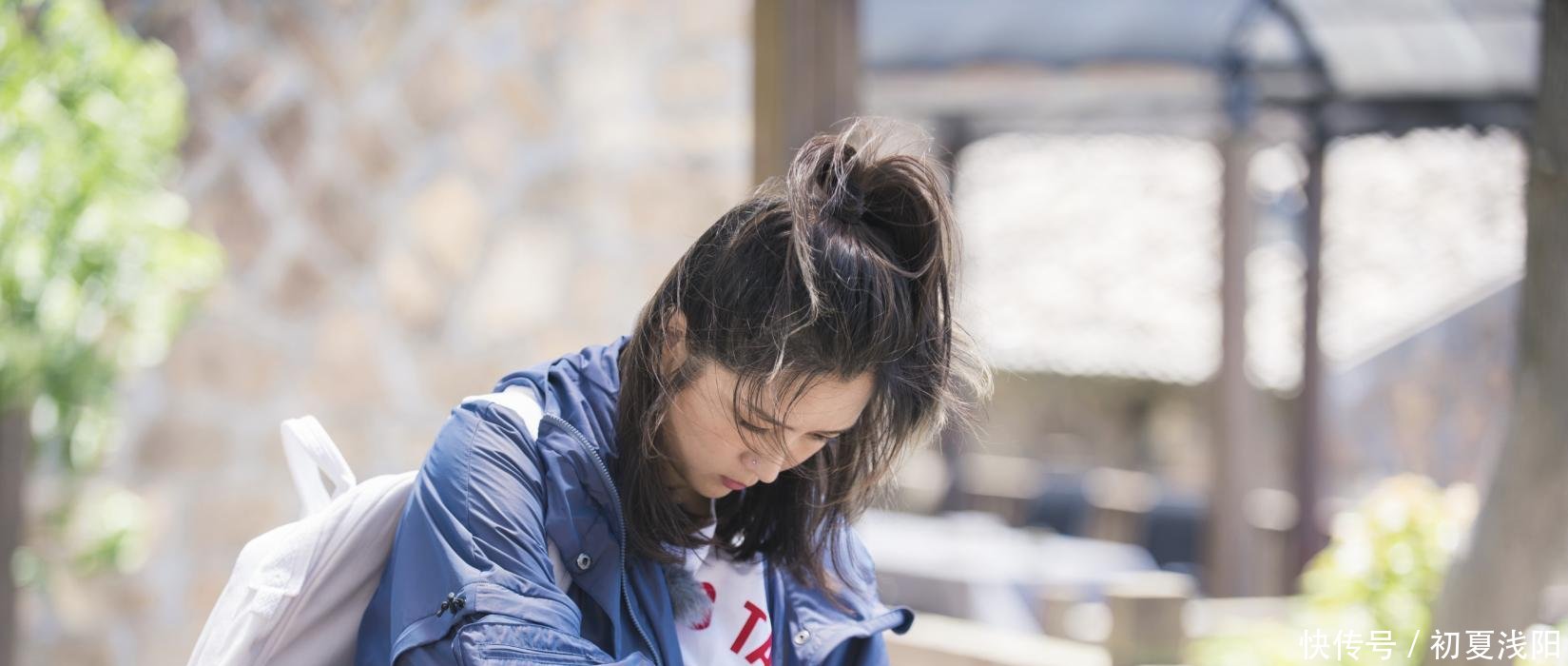 何洁勇敢公布恋情后还怼粉丝, 再也不相信婚姻却继续着恋情