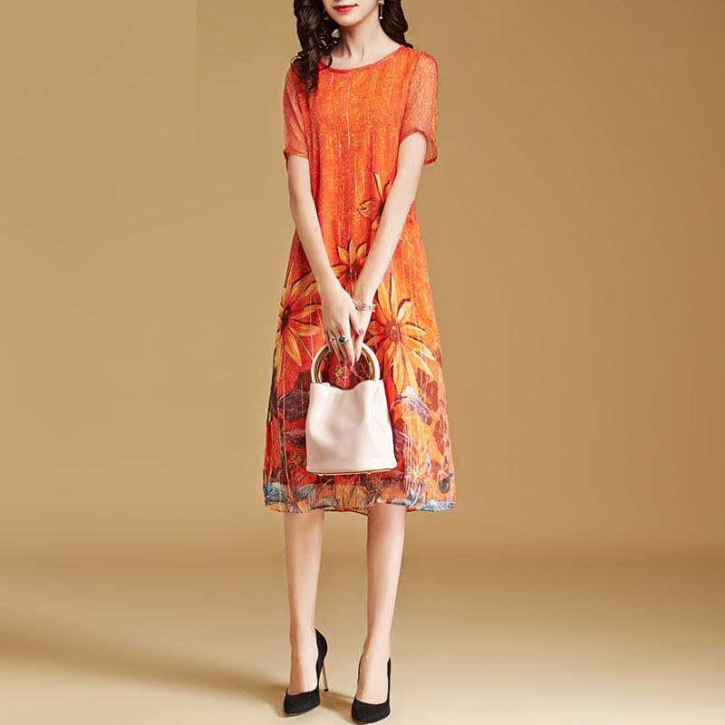 有一种中国风:“绣花裙”，比旗袍洋气，比欧货裙高贵，巨美嫩3