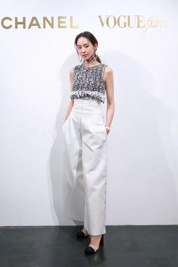 全智贤的超强气场多亏了这条裤子!学会阔腿裤的3种穿法还怕自己不