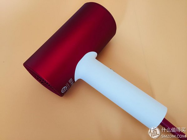 小米生态链上新，双倍负离子，女生最爱!