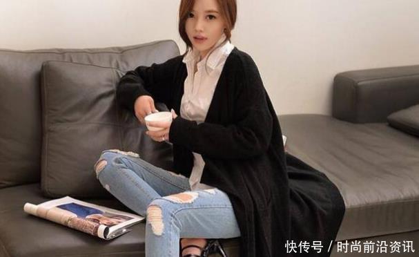 微胖牛仔裤美女，凸显魅力小蛮腰，浑身满满女人味