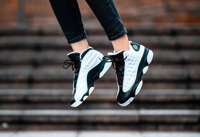 近期起飞的球鞋里，熊猫只排倒数第 2!第 1 名根本买不到!