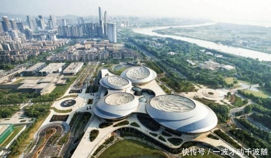  富有|我国最富有的省份，拥有9个大型机场，不是广东也不是深圳