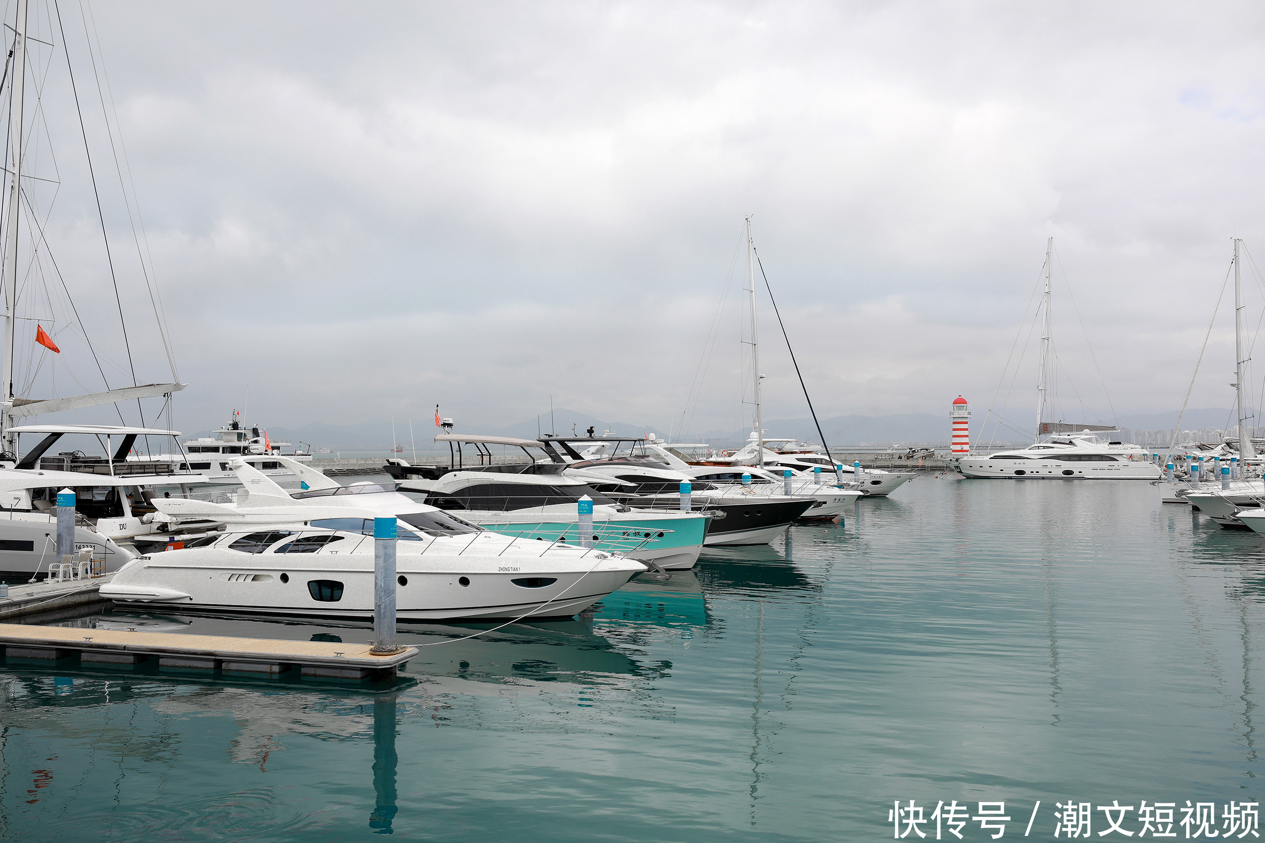 三亚拍婚纱的人