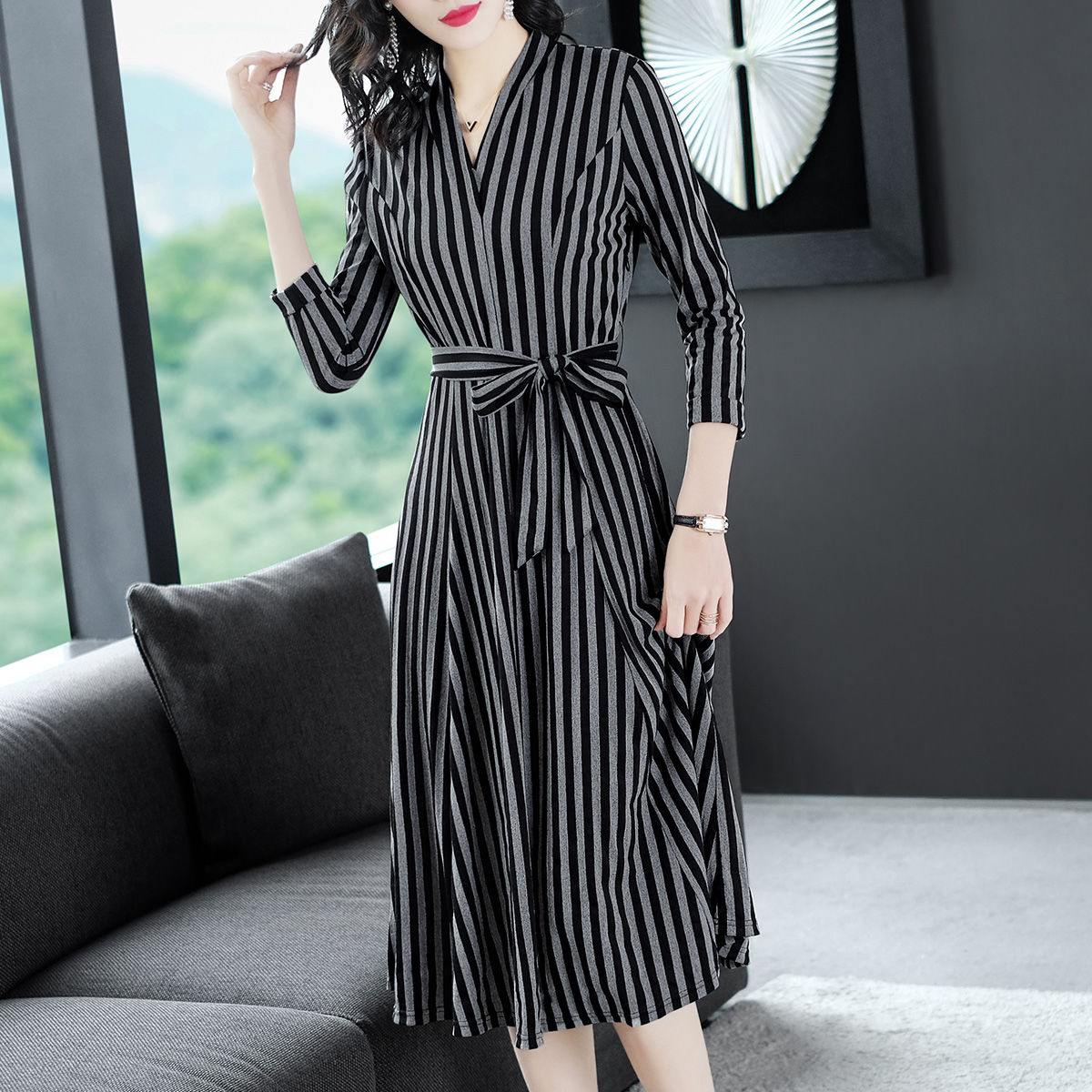 70后裙子九月才好看，年轻有女人味，难怪姑姑一件比一件还想买