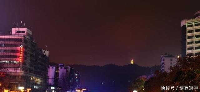 贵州最强地级市，正在追赶省会贵阳，有望成为省内下一个二线城市