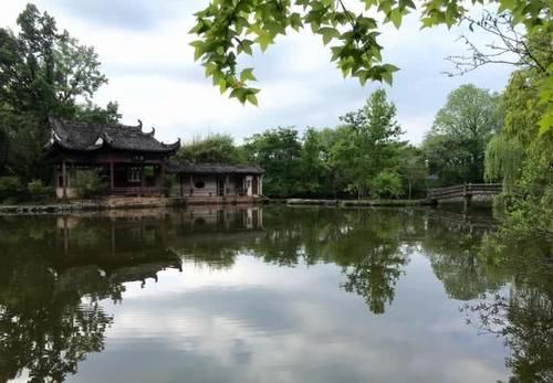 安徽千年古村，美景不输宏村，被誉为“中国水口园林第一村”