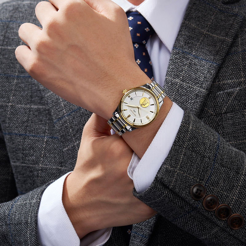 万万没想到,这么低的价钱还有这么高档的手表,忍不住买了3个