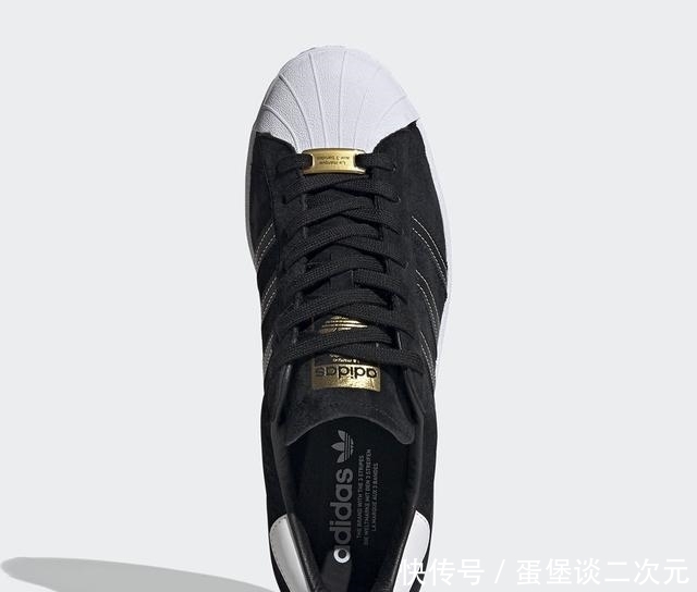 烫金■黑色烫金低调奢华!全新贝壳头 Superstar 下月发售