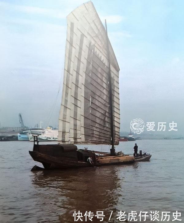  小康家庭：七十年代的江城武汉 小康家庭里的三大件 现在好多地方都物是人非